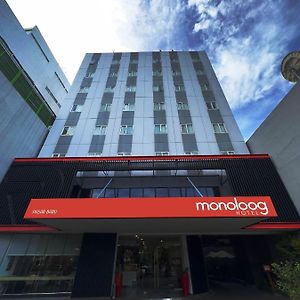 Monoloog Hotel Bekasi